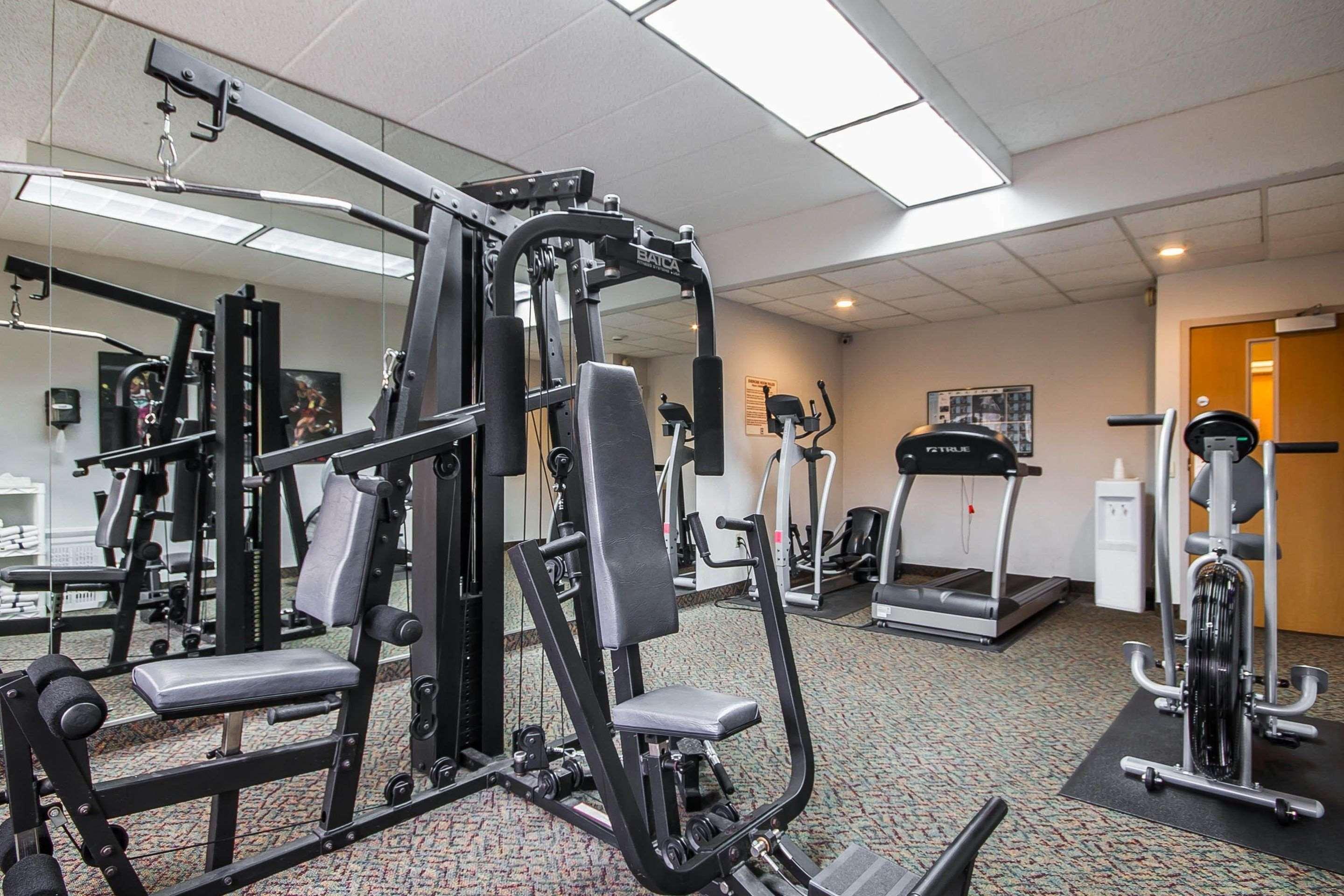 Comfort & - Airport 3* Madison
