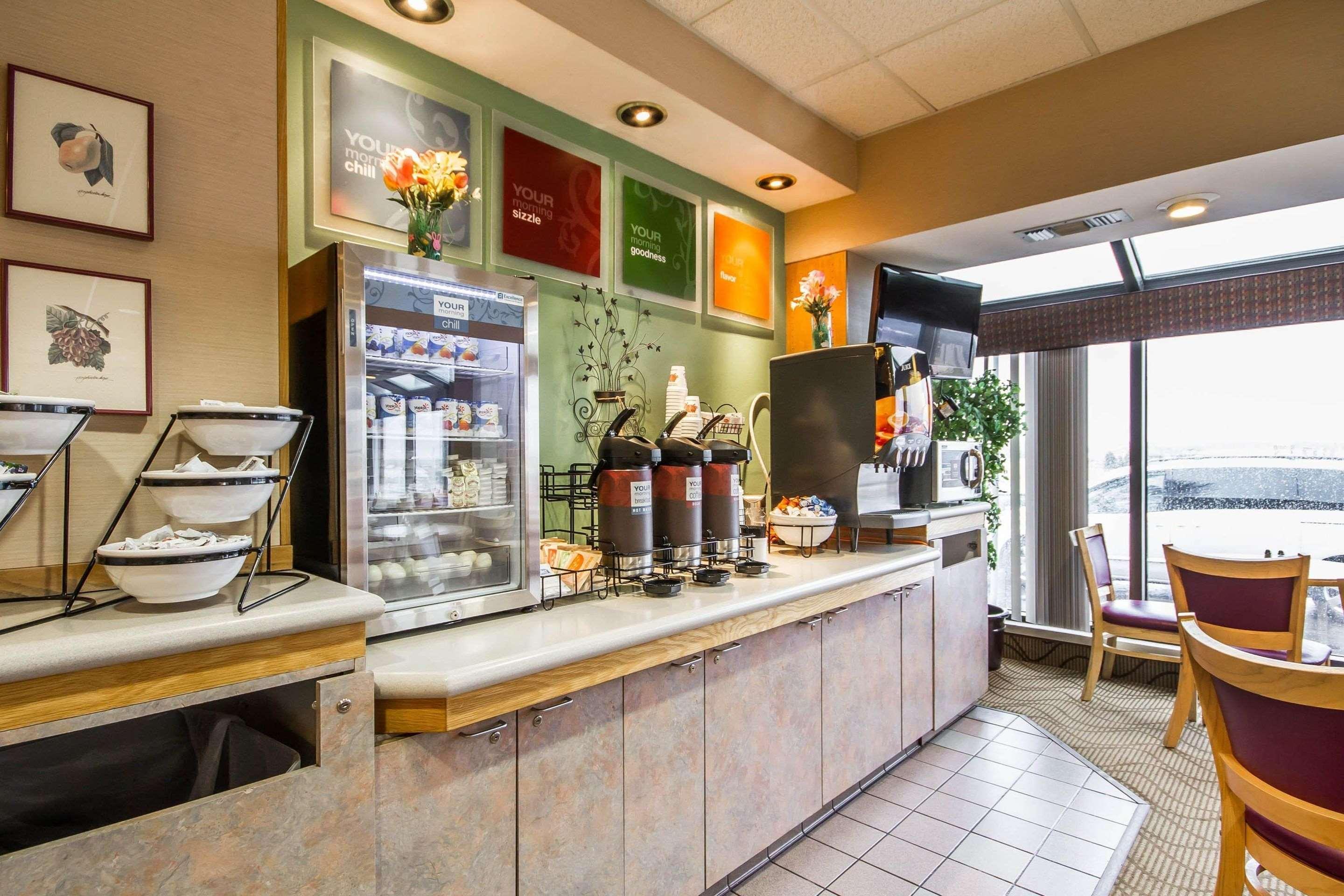Comfort & - Airport Hotel Madison