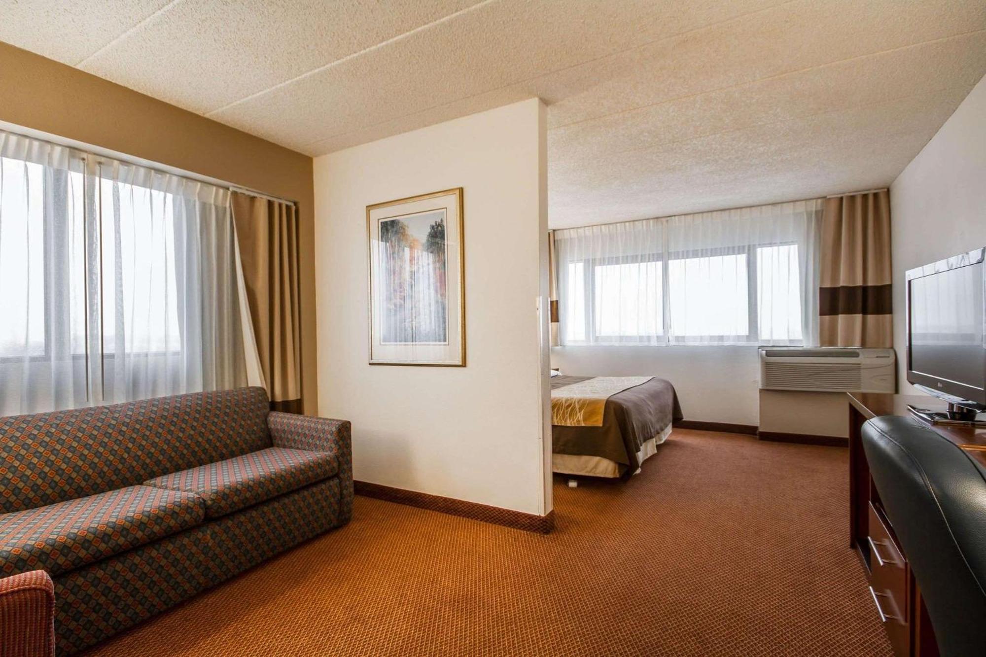Comfort & - Airport Madison